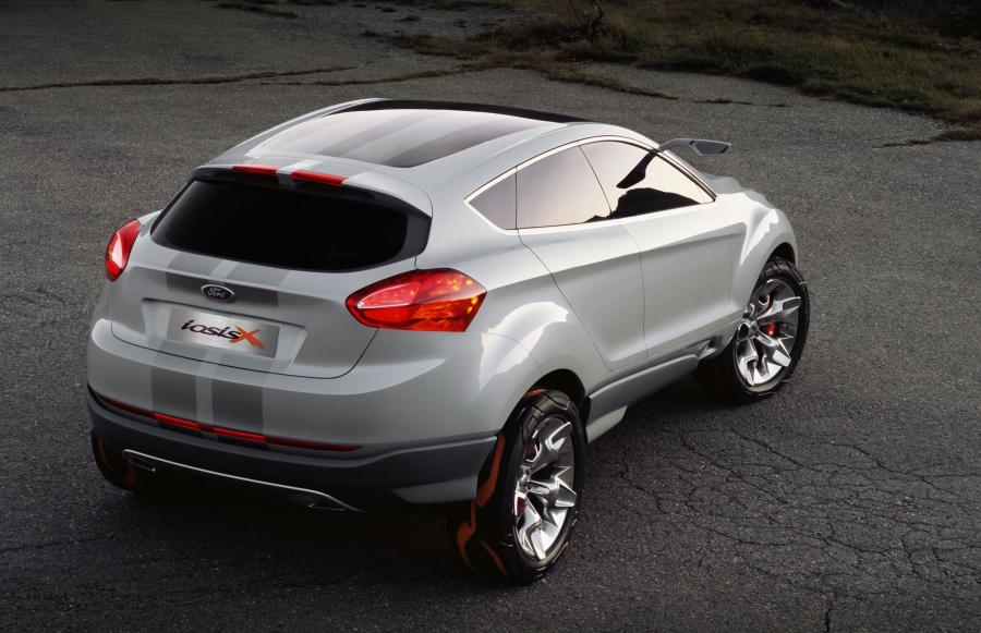  Ford Iosis X Concept 2006 года  (фото 11 из 17)